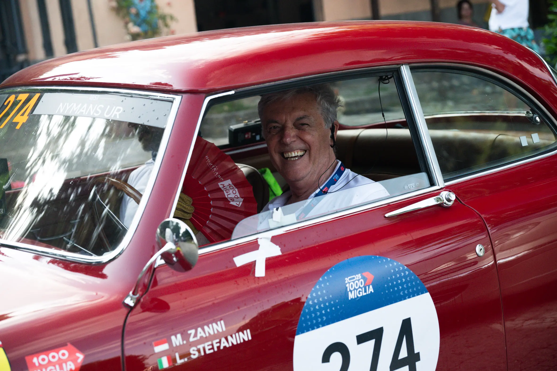 Mille Miglia 2025, il passaggio dal lago di Bolsena