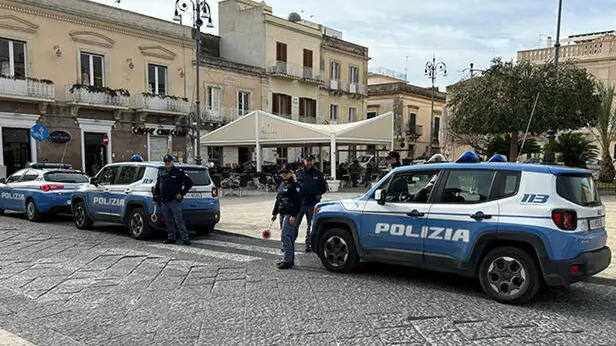Polizia Avola, posto di blocco