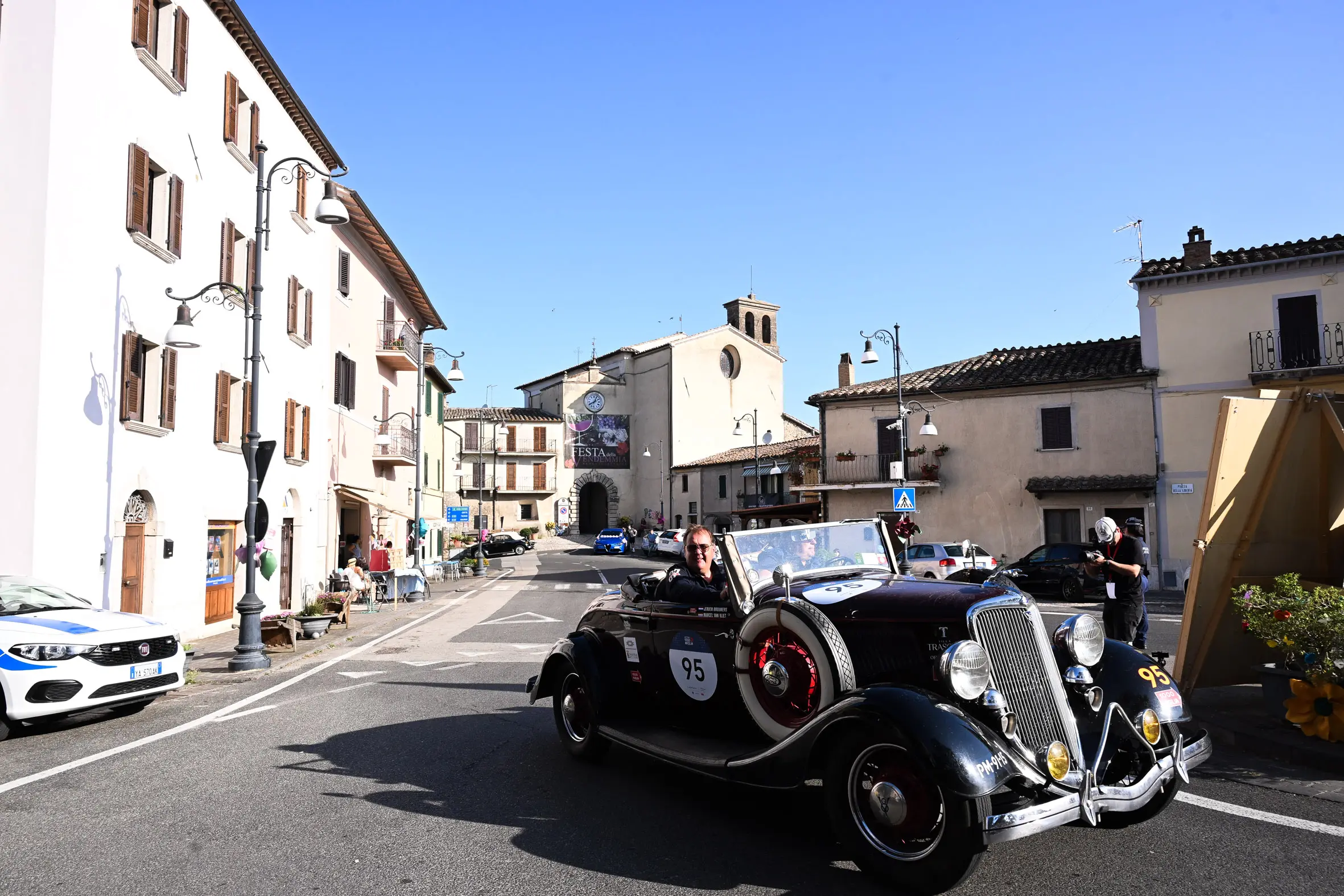 Mille Miglia 2025, il passaggio da Penna in Teverina