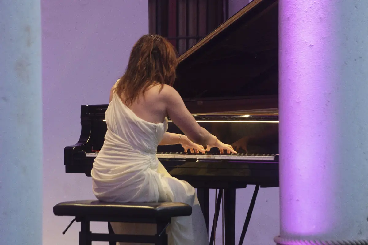 L'esibizione di Ilia Kim al Festival pianistico