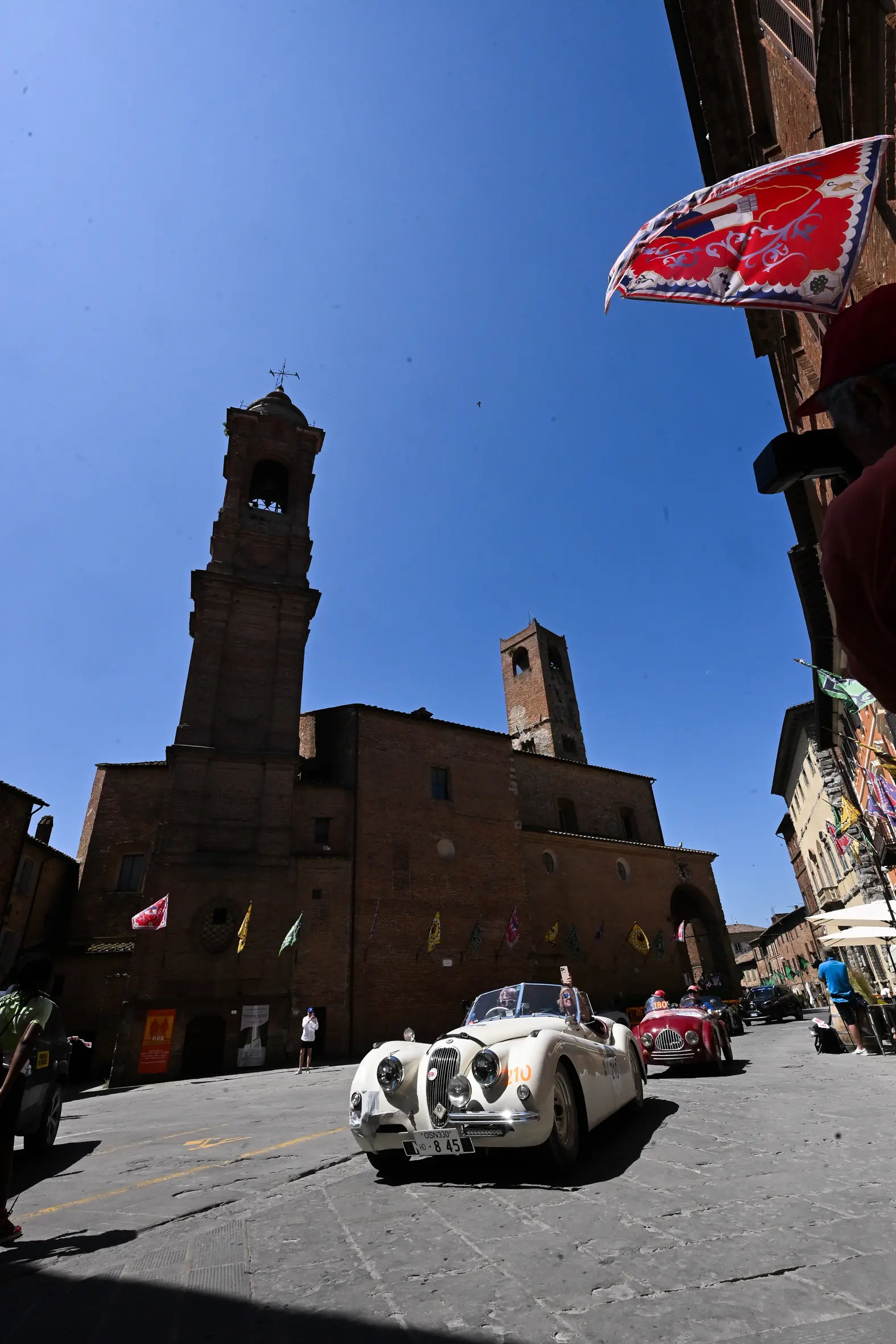 Mille Miglia 2025, il passaggio da Città della Pieve