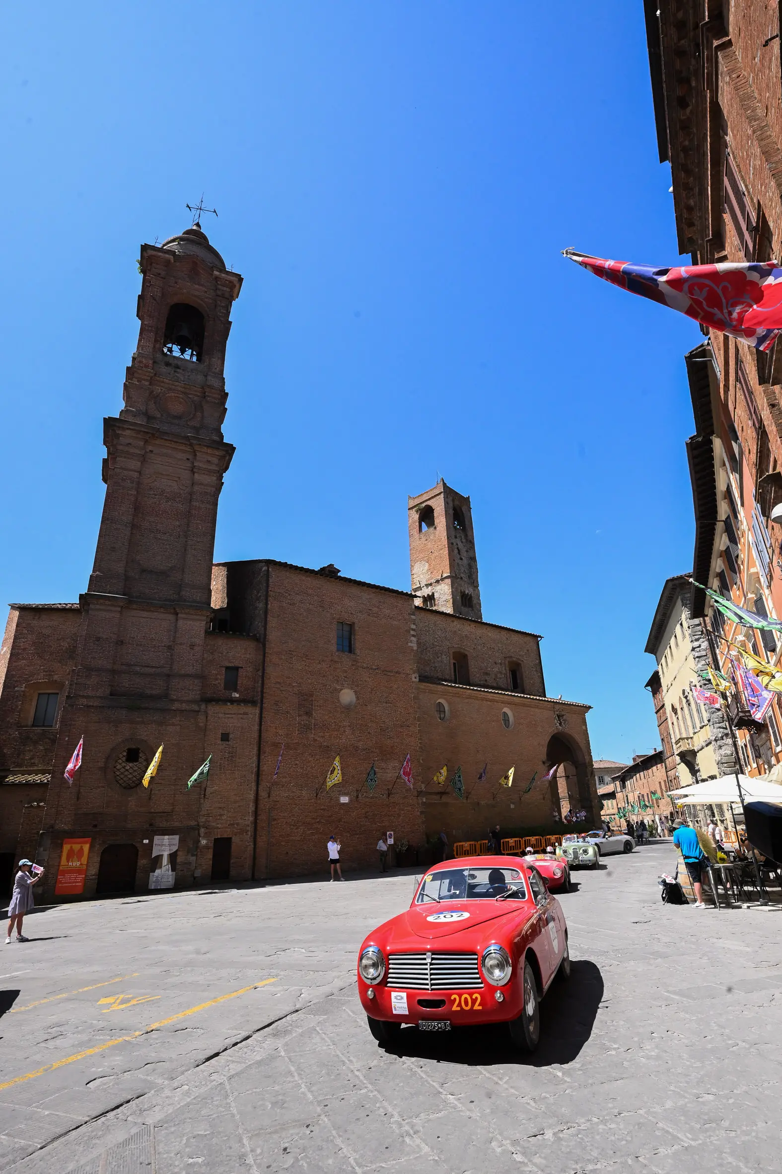Mille Miglia 2025, il passaggio da Città della Pieve