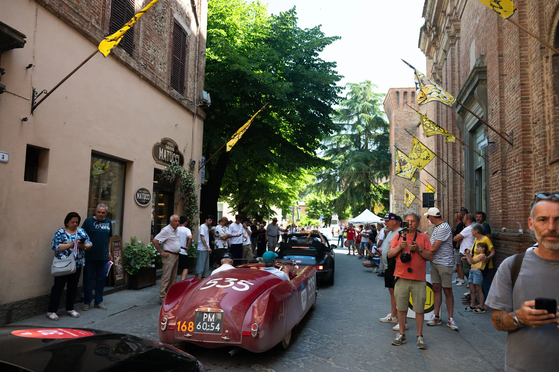 Mille Miglia 2025, il passaggio da Città della Pieve