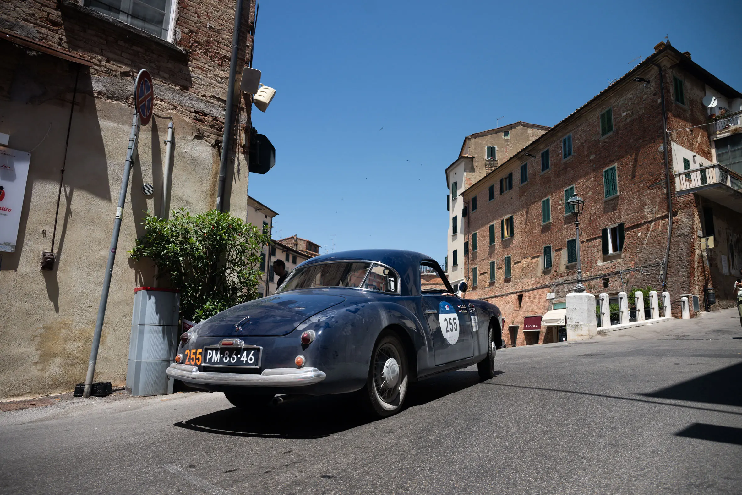 Mille Miglia 2025, il passaggio da Foiano