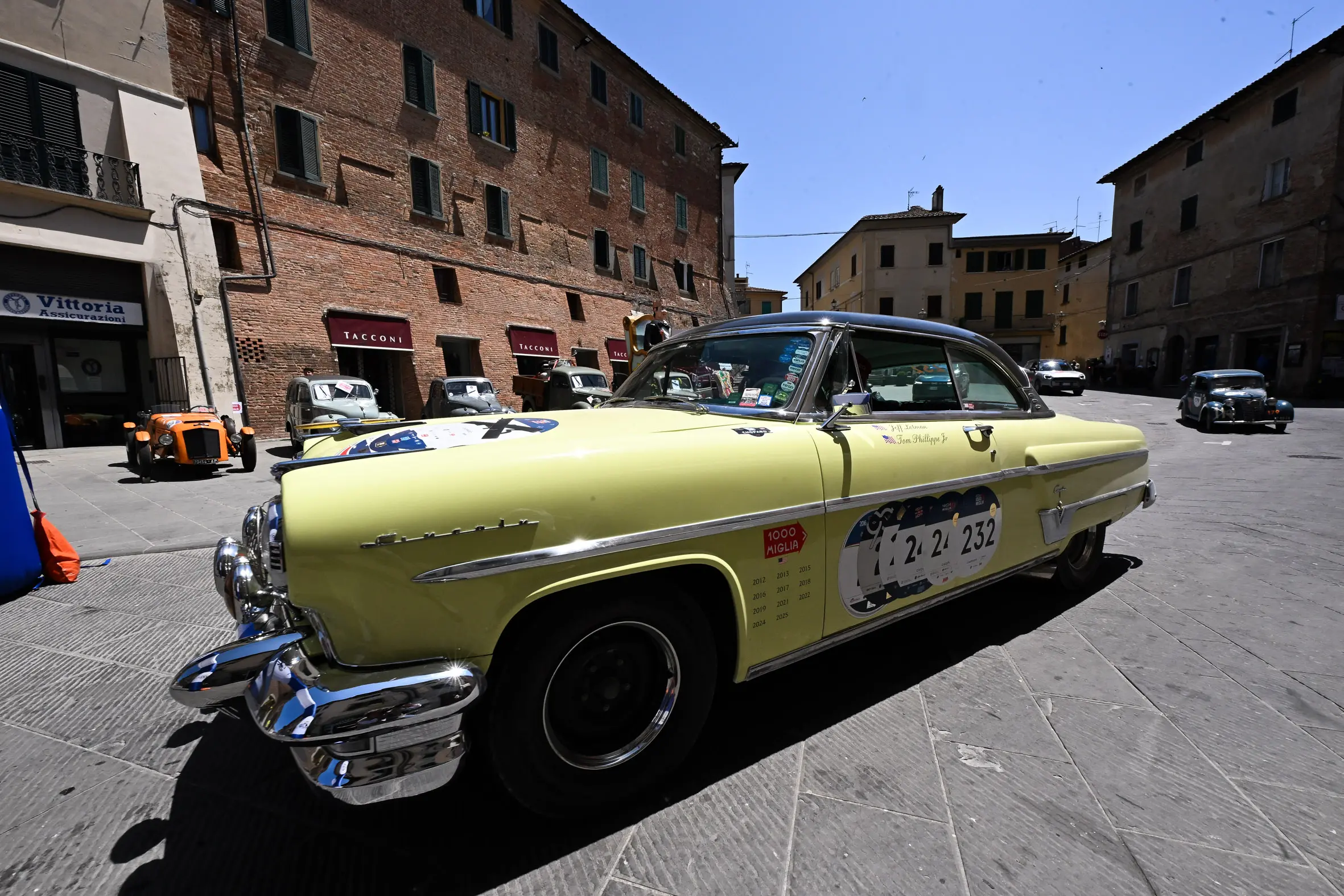 Mille Miglia 2025, il passaggio da Foiano