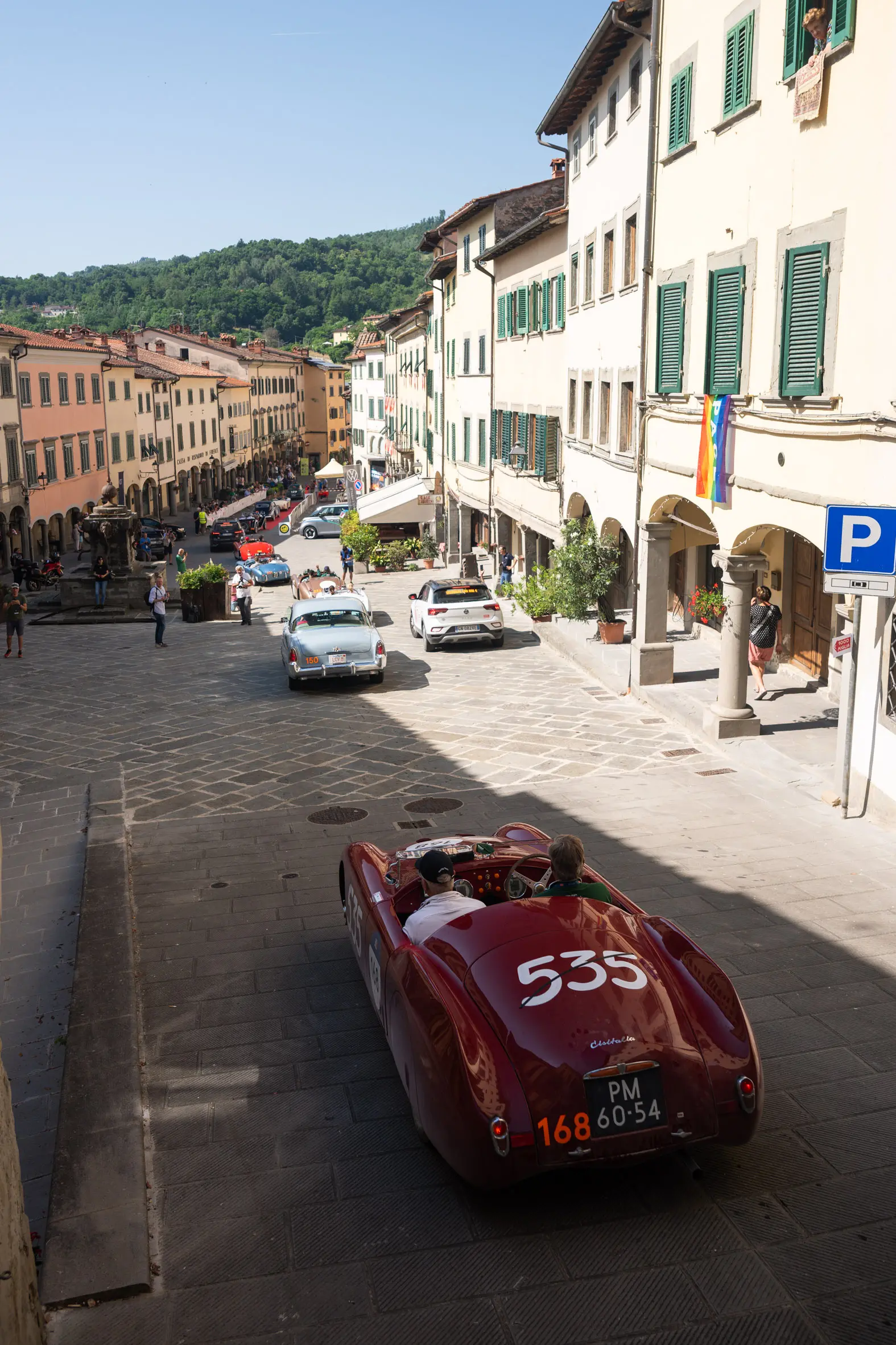 Mille Miglia 2025, il passaggio da Pratovecchio Stia