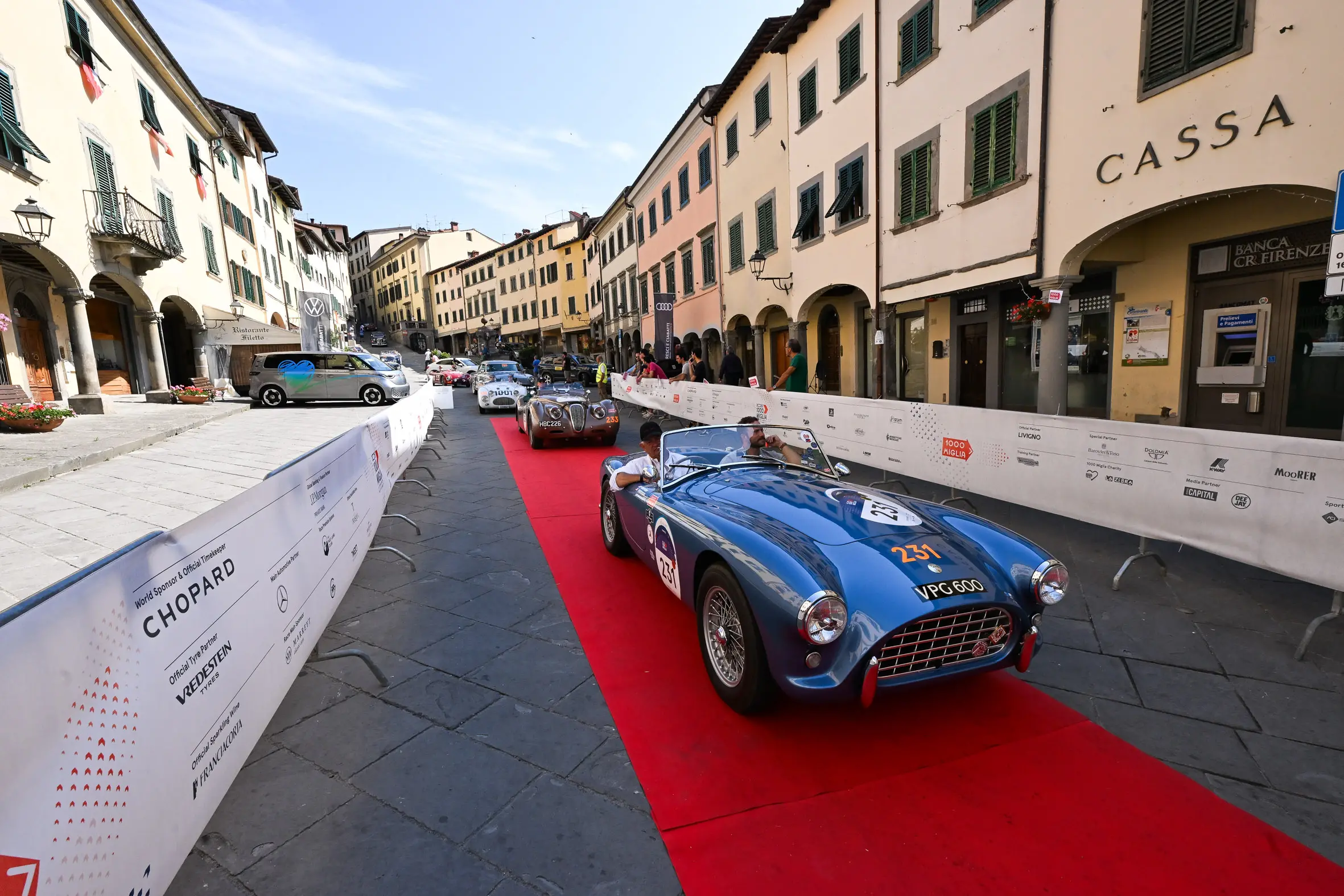 Mille Miglia 2025, il passaggio da Pratovecchio Stia