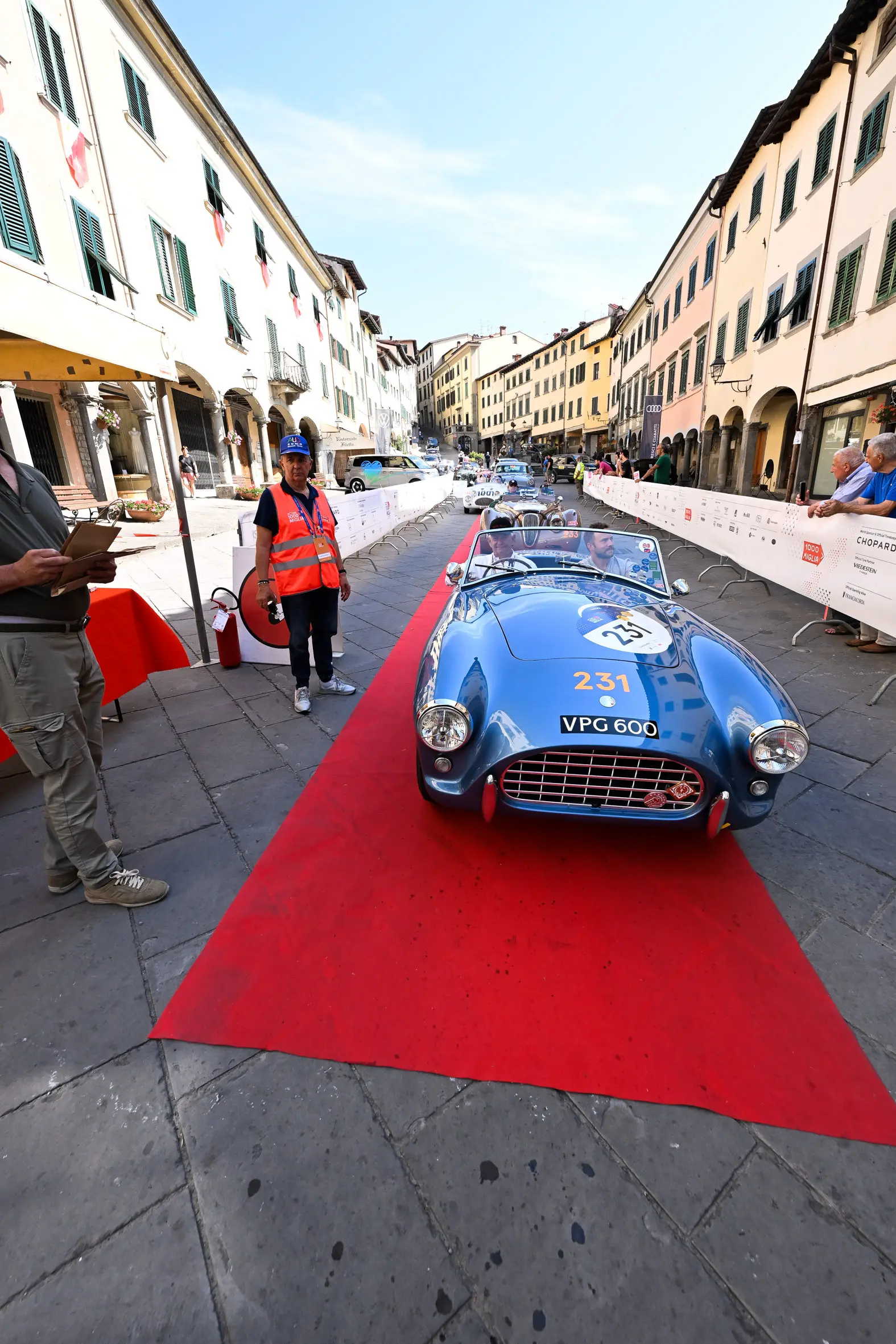 Mille Miglia 2025, il passaggio da Pratovecchio Stia