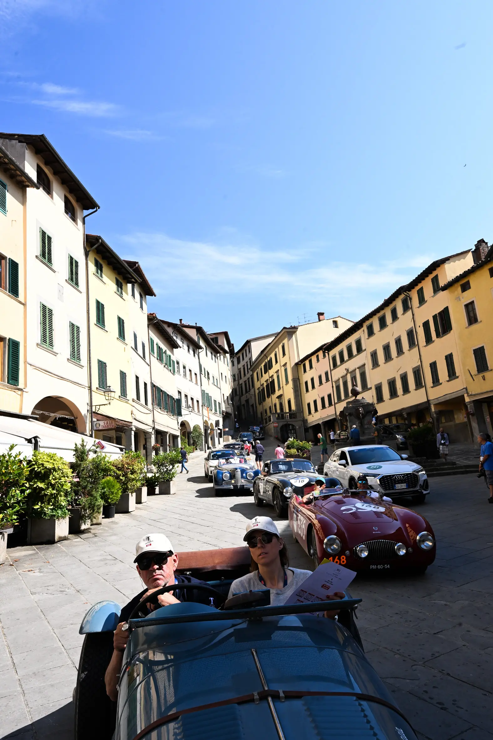 Mille Miglia 2025, il passaggio da Pratovecchio Stia