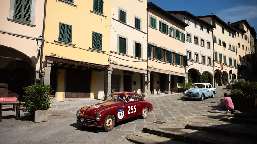 Mille Miglia 2025, il passaggio da Pratovecchio Stia