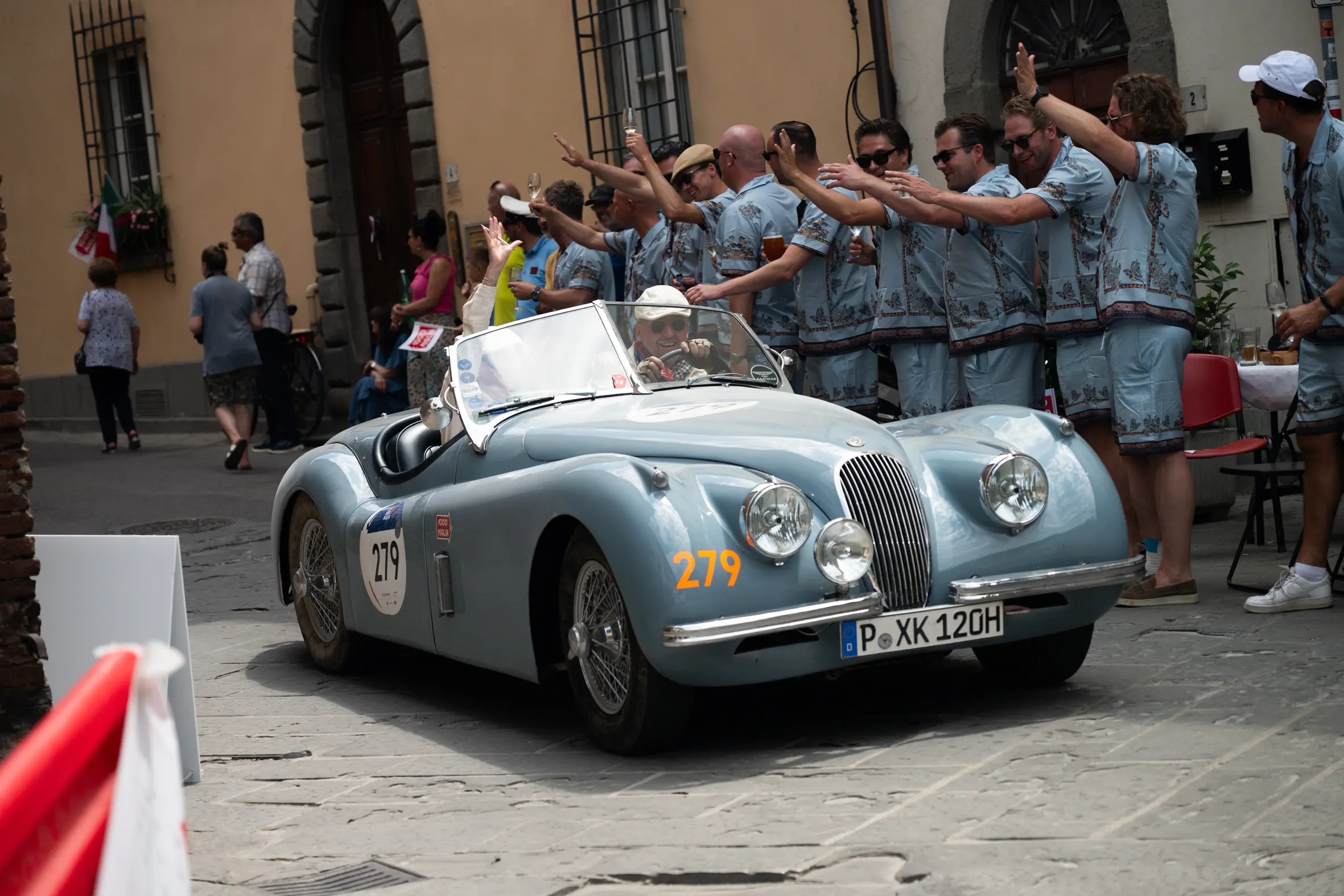 Mille Miglia 2025, il passaggio da San Miniato