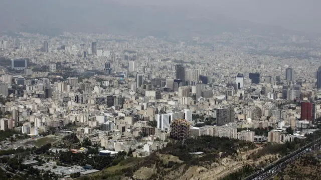 epa11317576 A general view of the capital of Tehran, Iran, 29 April 2024 (issued 04 May 2024). EPA/ABEDIN TAHERKENAREH