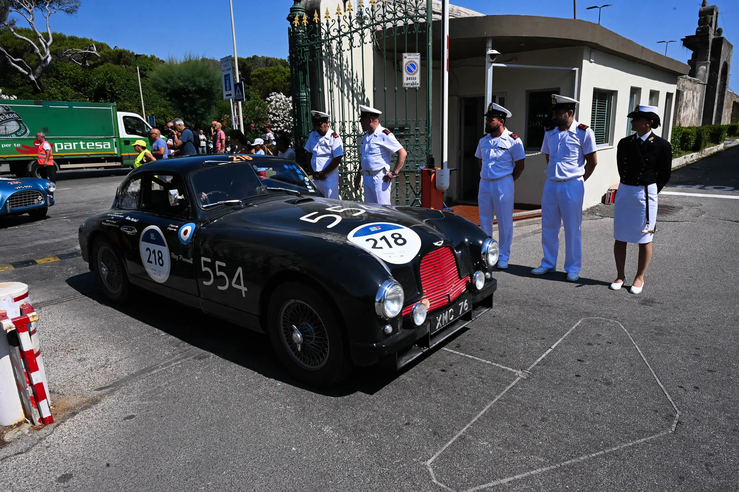 Mille Miglia 2025, il passaggio dall'Accademia Navale di Livorno