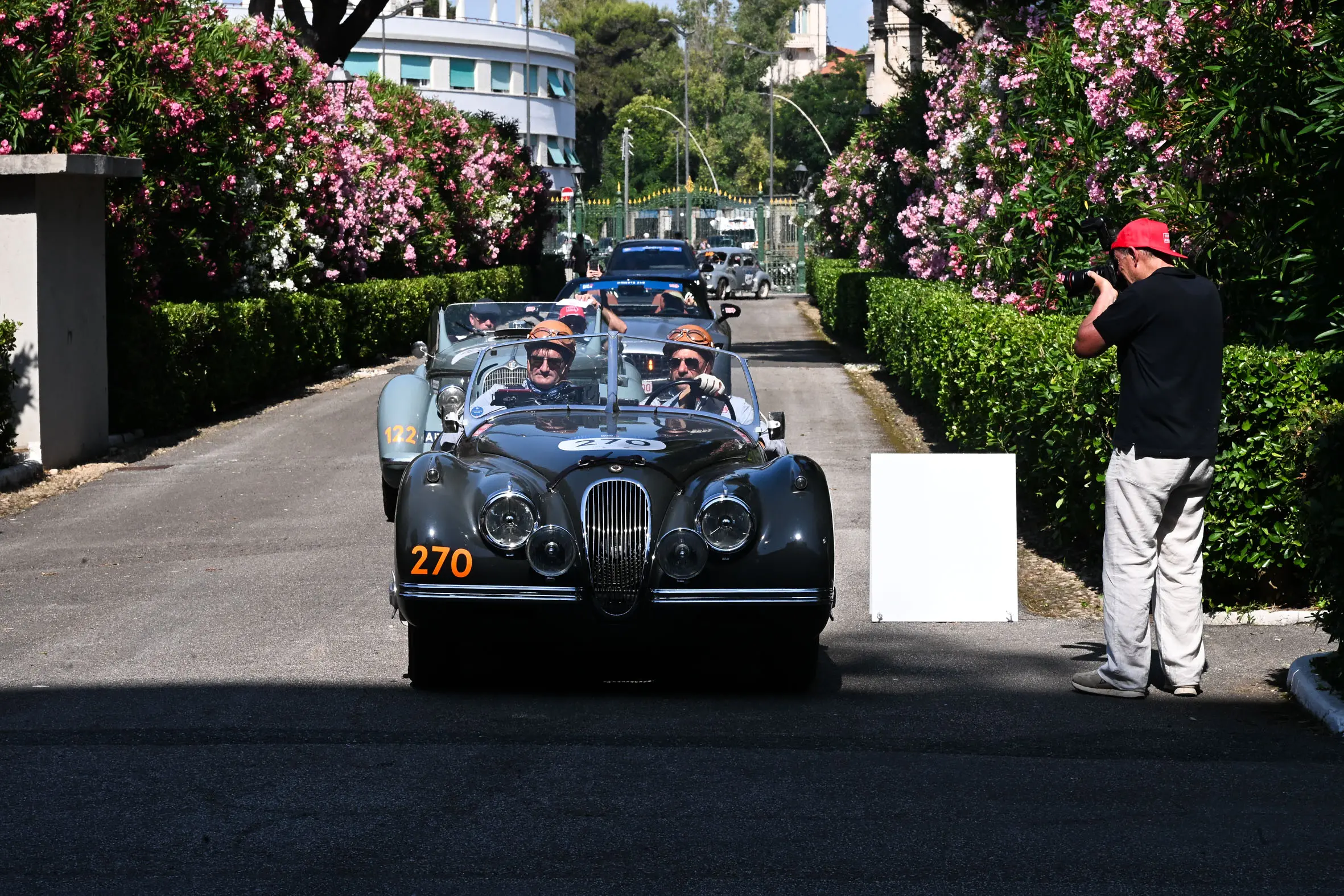 Mille Miglia 2025, il passaggio dall'Accademia Navale di Livorno