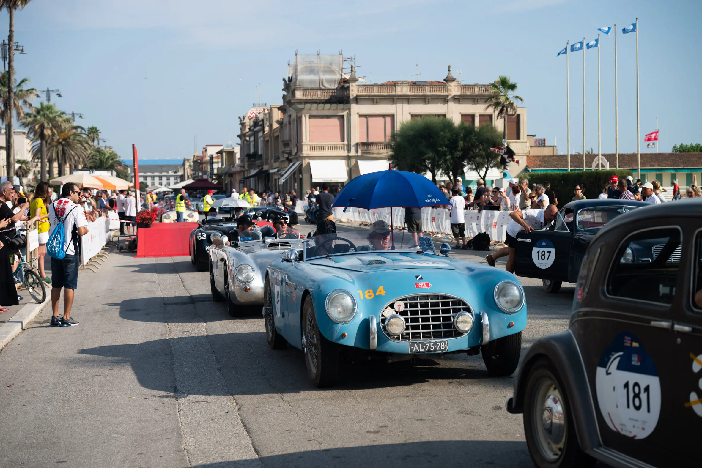 Mille Miglia 2025, il passaggio da Viareggio