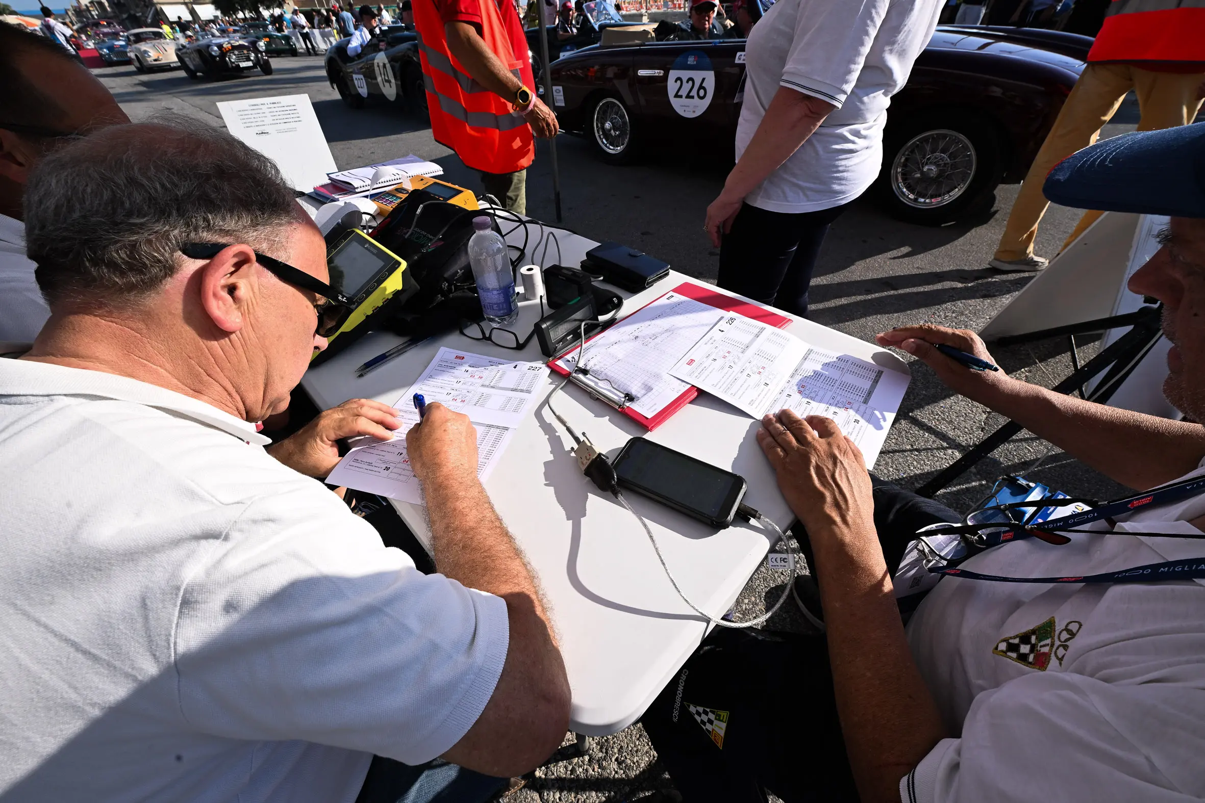 Mille Miglia 2025, il passaggio da Viareggio