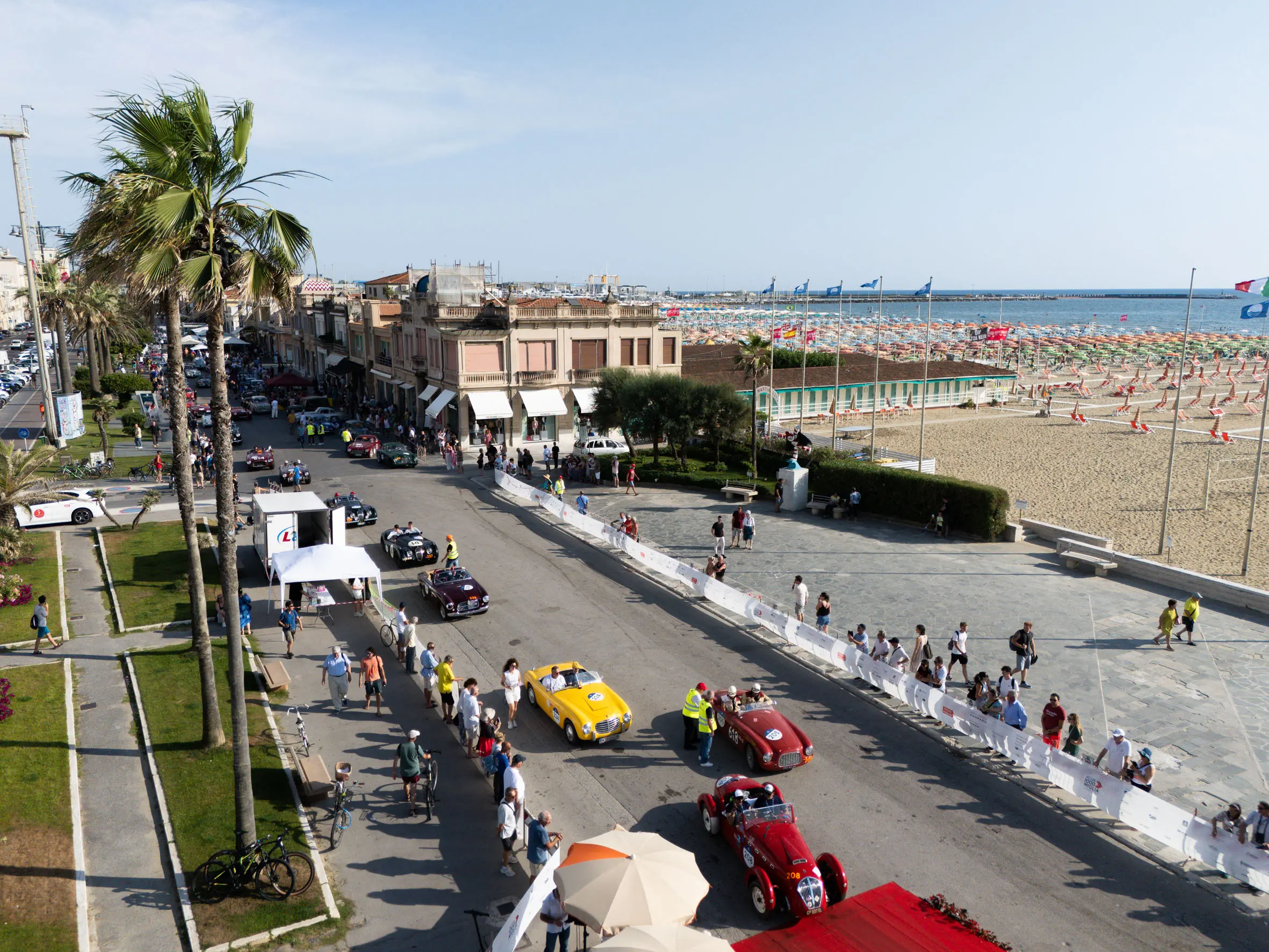 Mille Miglia 2025, il passaggio da Viareggio
