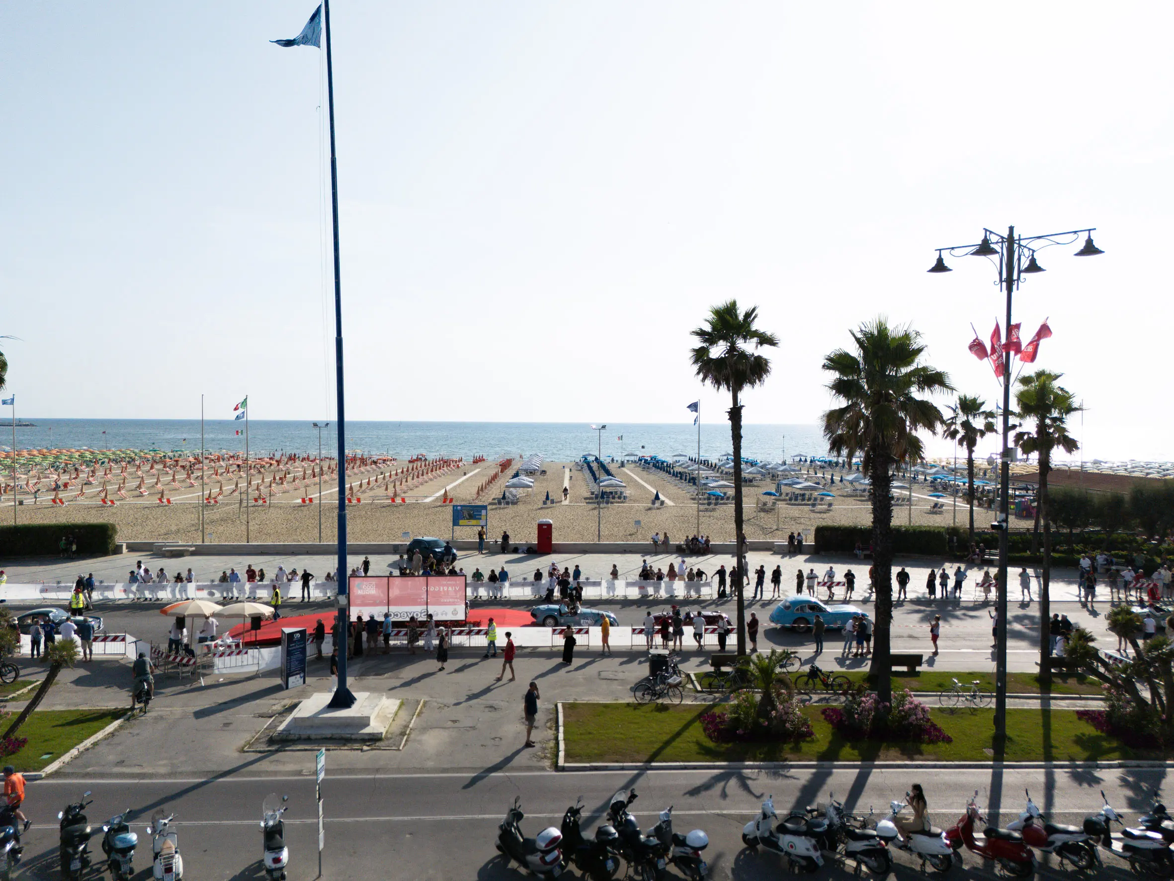Mille Miglia 2025, il passaggio da Viareggio