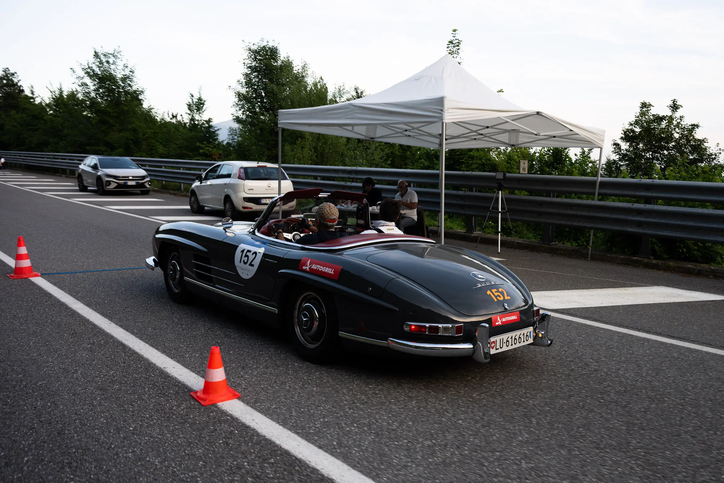 Mille Miglia 2025, il passaggio dal passo della Cisa