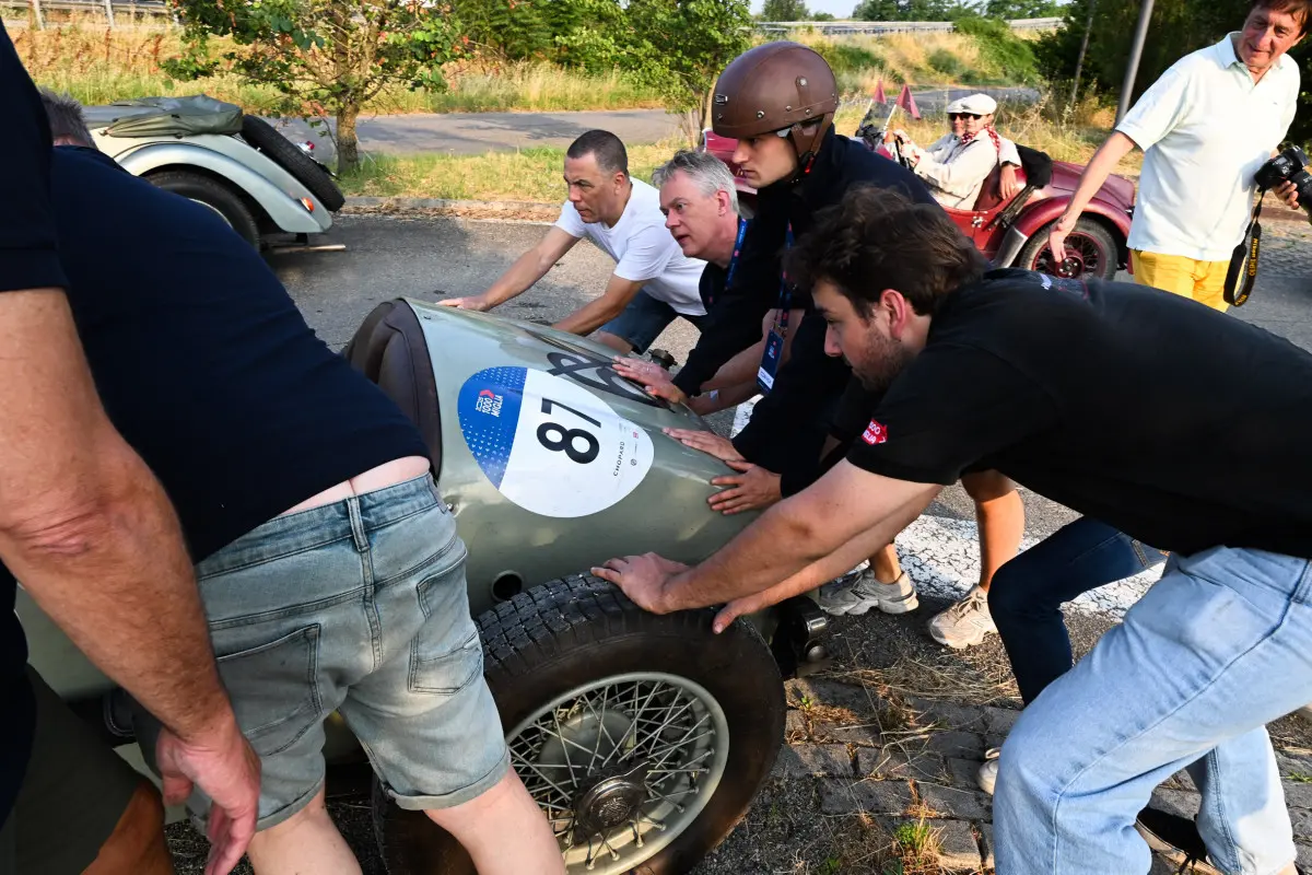 Mille Miglia 2025, la partenza da Parma