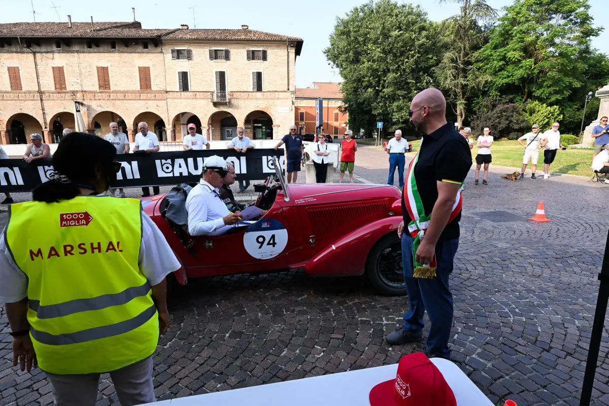 Mille Miglia 2025, il passaggio a Busseto