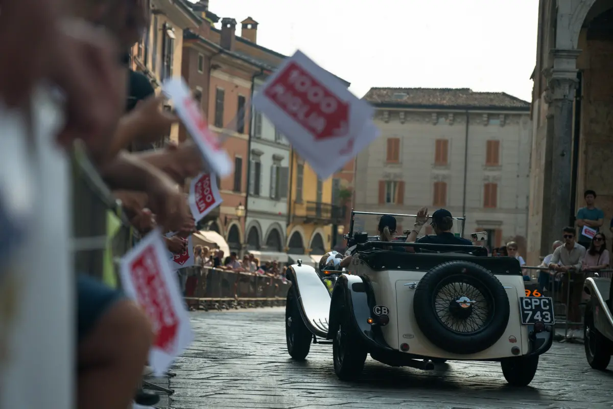Mille Miglia 2025, il passaggio a Cremona