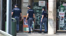 Agenti impegnati nel controllo del territorio cittadino © www.giornaledibrescia.it