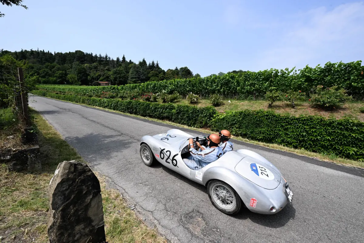 CRONACA BRESCIA MILLE MIGLIA 2025 BELLAVISTA FRANCIACORTA NELLA FOTO UN MOMENTO 20-06-2025 Newreporter@Checchi-Favretto