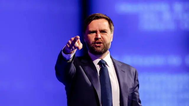 epa12141500 US Vice President JD Vance speaks at The Bitcoin Conference at The Venetian Las Vegas in Las Vegas, Nevada, USA, 28 May 2025. EPA/CAROLINE BREHMAN