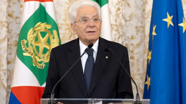 Roma - Il Presidente Sergio Mattarella rivolge il suo indirizzo di saluto in occasione dell'incontro con il Consiglio Generale degli Italiani all'Estero, oggi 17 giugno 2025 (Foto di Paolo Giandotti - Ufficio per la Stampa e la Comunicazione della Presidenza della Repubblica)