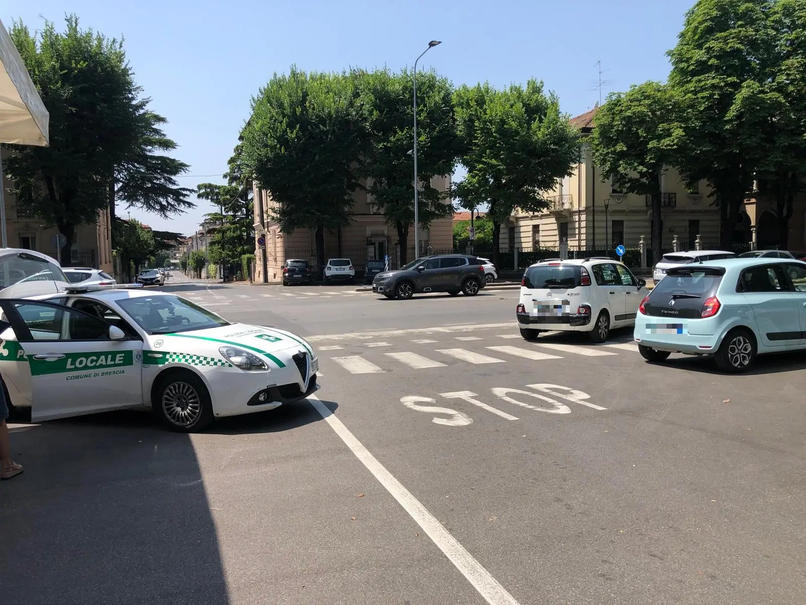 Ciclista investito in viale Venezia