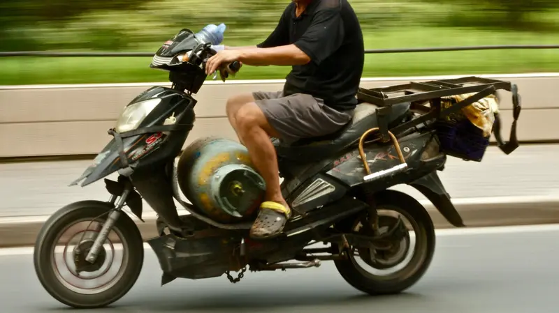 L'uomo aveva cercato di darsi alla fuga in motorino - Foto Unsplash © www.giornaledibrescia.it