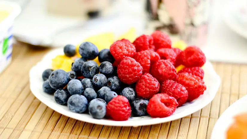 Attenzione alle porzioni: anche la frutta va dosata con equilibrio