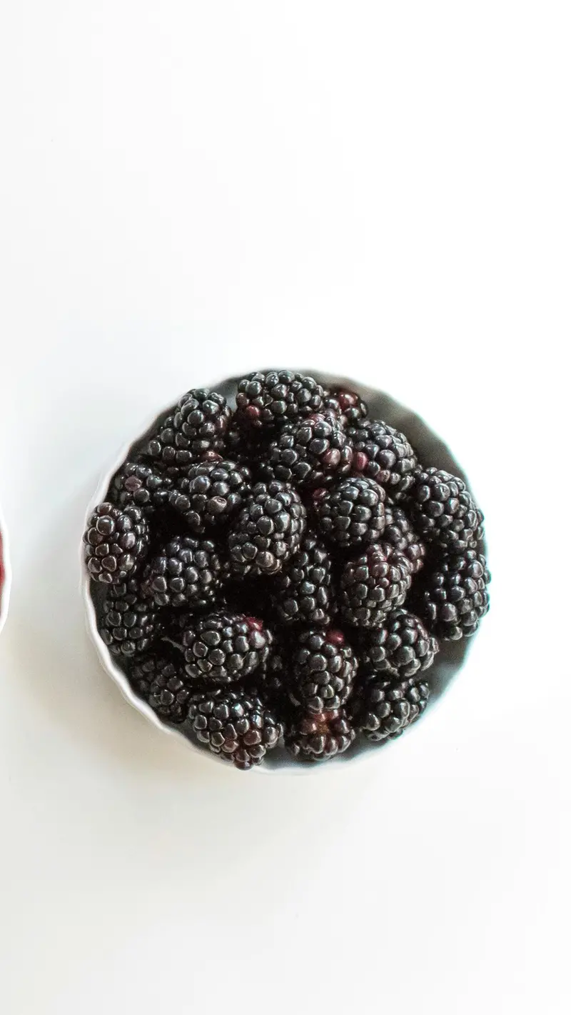 Il consiglio è di mangiare 2-3 porzioni di frutta al giorno