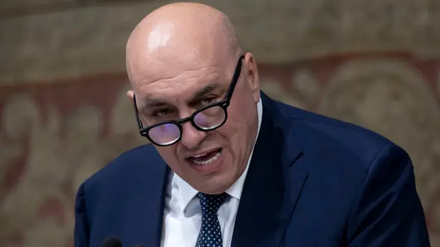 Il ministro della difesa Guido Crosetto, durante la presentazione del rapporto sulla sicurezza della fondazione Futuri Probabili. Roma, 16 giugno 2025 ANSA/MASSIMO PERCOSSI