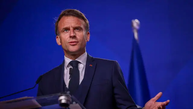 epa12193048 French President Emmanuel Macron speaks during a joint press conference with Norwegian Prime Minister Jonas Gahr Store, on strategic partnership between France and Norway at the National Museum in Oslo, Norway, 23 June 2025. French President Macron is on official visit to Norway. EPA/Jonas Been Henriksen / POOL NORWAY OUT