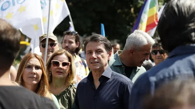 People gathered to protest against war and European rearmament at the demonstration promoted by the Stop ReArm Europe campaign, Rome 21 June 2025. ANSA/FABIO FRUSTACI