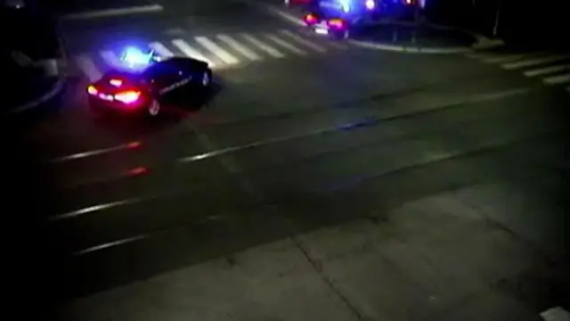 Frame del video dell'incidente in cui è morto Ramy Elgaml, il diciannovenne che su uno scooter guidato dall'amico Fares Bouzidi scappava dai carabinieri il 24 novembre 2024 a Milano, pubblicato il 7 gennaio 2025 da La7 e Tg3. COURTESY LA7