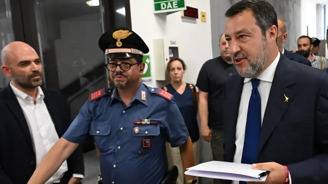 Il vicepremier e ministro dei Trasporti e Infrastrutture, Matteo Salvini, arriva al tribunale di Roma per una udienza del processo che vede imputato Roberto Saviano per diffamazione ai suoi danni, dopo alcuni post pubblicati dallo scrittore nel 2018, Roma 25 giugno 2025. ANSA/MAURIZIO BRAMBATTI