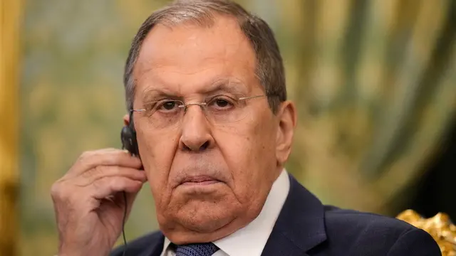 epa12192835 Russian Foreign Minister Sergei Lavrov attends the talks between the Russian president and the interim president of the Republic of Mali at the Kremlin in Moscow, Russia, 23 June 2025. EPA/PAVEL BEDNYAKOV / POOL