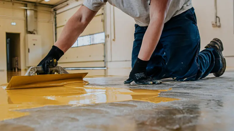 Tra i vantaggi dei pavimenti in resina c'è la facilità di posa