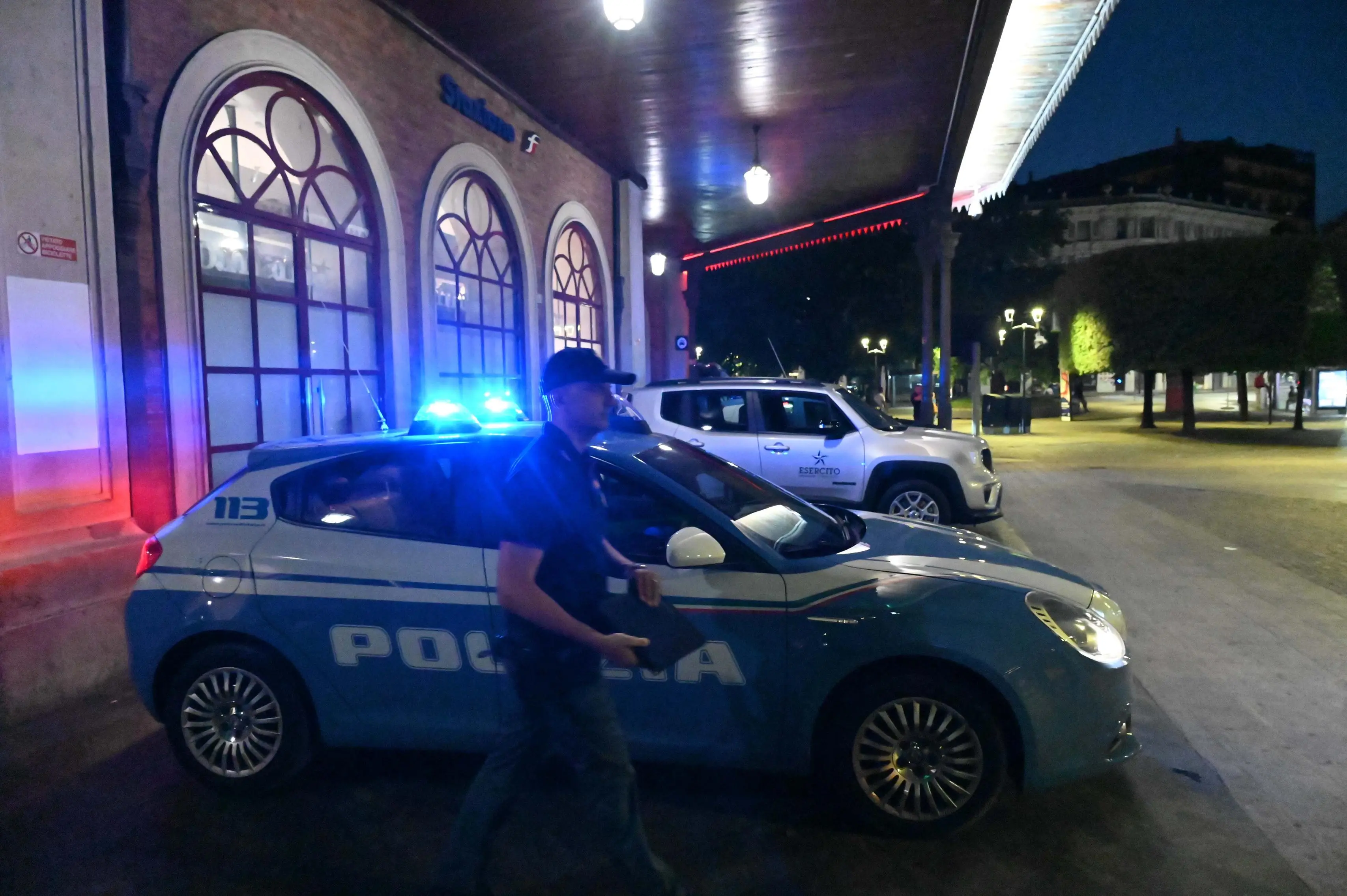 CRONACA BRESCIA STAZIONE CONTROLLI INTERFORZE DI POLIZIA REDAZIONE CRONACA 25-06-2025 GABRIELE STRADA NEW EDEN GROUP