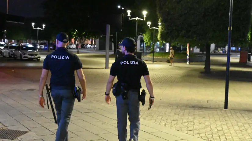 CRONACA BRESCIA STAZIONE CONTROLLI INTERFORZE DI POLIZIA REDAZIONE CRONACA 25-06-2025 GABRIELE STRADA NEW EDEN GROUP