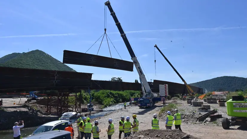 Il varo del ponte a Concesio