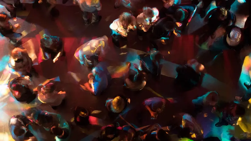 La pista di una discoteca