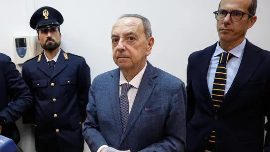 Il procuratore Francesco Lo Voi (s) e il capo della Squadra Mobile Toberto Giuseppe Pititto alla Procura durante conferenza stampa su evoluzione indagini sul giallo di Villa Pamphili, Roma, 13 Giugno 2025. ANSA/GIUSEPPE LAMI