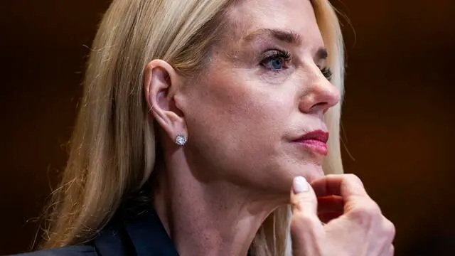 epa12196930 US Attorney General Pam Bondi testifies before the Senate Committee on Appropriations about upcoming budget estimates for the Department of Justice (DOJ) in the Dirksen Senate Office Building in Washington, DC, USA, 25 June 2025. EPA/JIM LO SCALZO