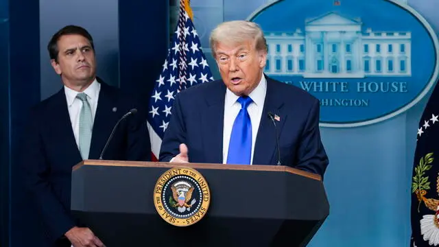 epa12201368 US President Donald J. Trump delivers remarks during a press conference in the briefing room of the White House in Washington, DC, USA, 27 June 2025. Earlier in the day, the Supreme Court ruled in the Trump administration's favor to curb nationwide injunctions on the president's birthright citizenship order. EPA/SHAWN THEW