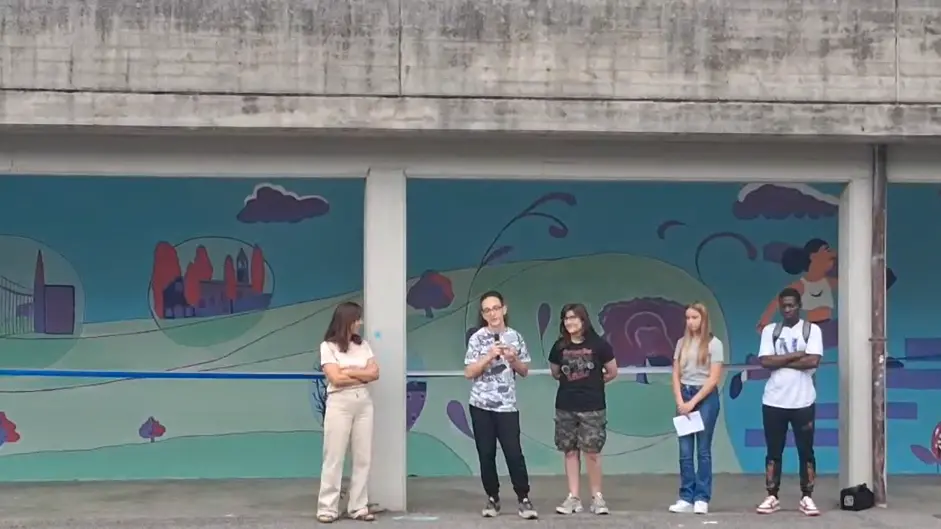 Cellatica, giovani e rifugiati: inaugurato il murales per crescere insieme