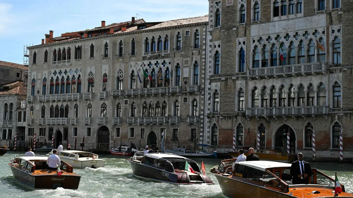 Jeff Bezos a Venezia - © www.giornaledibrescia.it